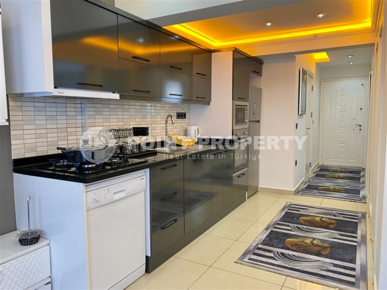 3-room apartment with furniture and appliances in the center of Alanya, Cleopatra. 80 sq.m.-id-1157-photo-6