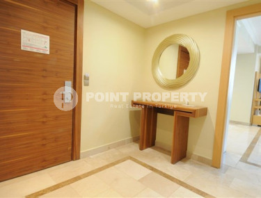 Апартаменты 3+1 в здании известного отеля в Каргыджаке, панорамные виды на горы, 137м2-id-2077-фото-2