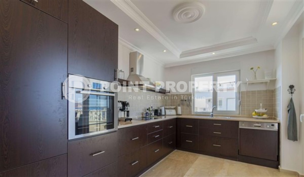 Роскошный пентхаус 4+2, 180м2, с завораживающими видами на море и Аланийскую крепость, район Тосмур.-id-2078-фото-6