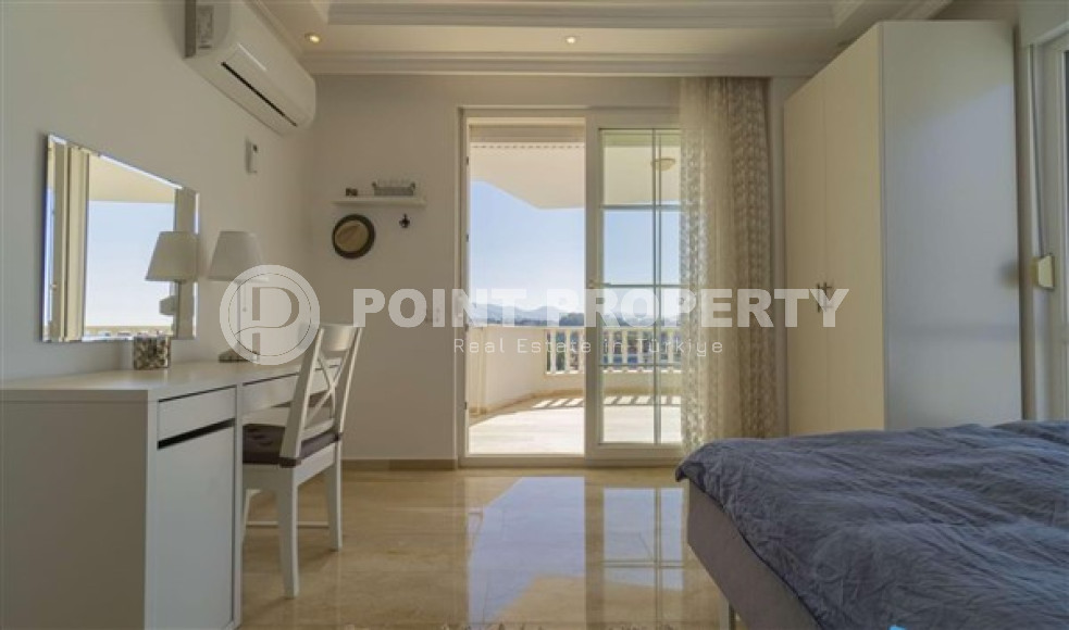 Роскошный пентхаус 4+2, 180м2, с завораживающими видами на море и Аланийскую крепость, район Тосмур.-id-2078-фото-14