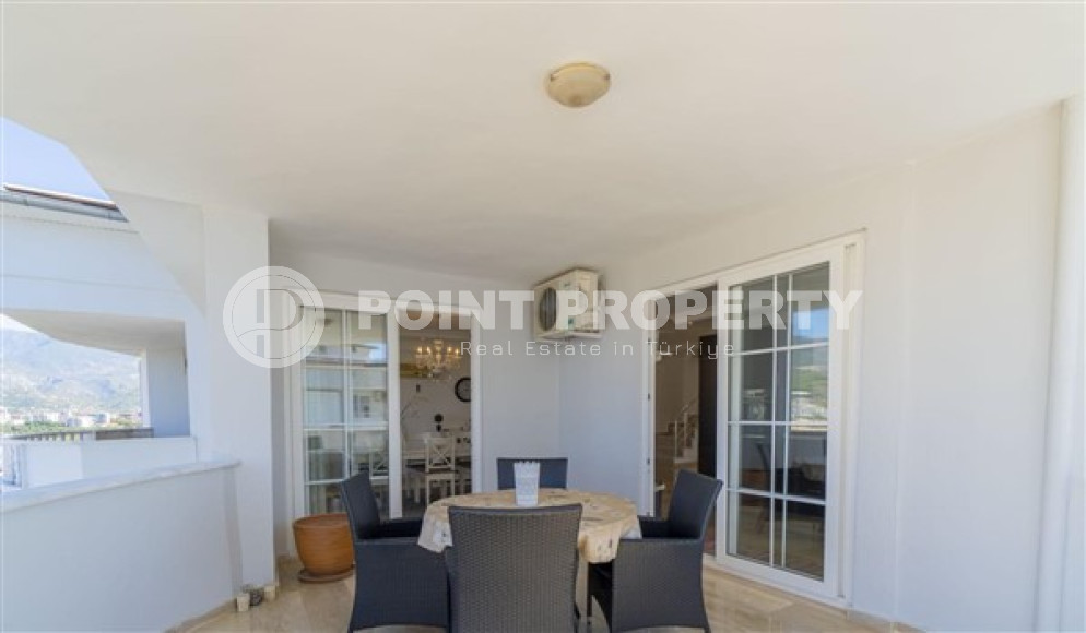 Роскошный пентхаус 4+2, 180м2, с завораживающими видами на море и Аланийскую крепость, район Тосмур.-id-2078-фото-15