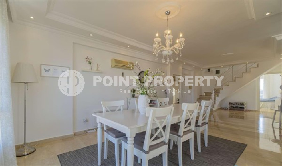 Роскошный пентхаус 4+2, 180м2, с завораживающими видами на море и Аланийскую крепость, район Тосмур.-id-2078-фото-22