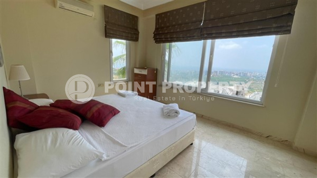 Two-storey villa 3+1, 196 m2 with a private pool and stunning views of the Mediterranean Sea in the Kargizdak area.-id-2079-photo-6