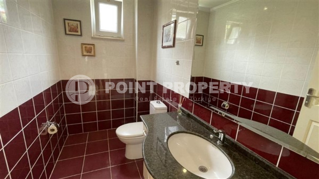 Two-storey villa 3+1, 196 m2 with a private pool and stunning views of the Mediterranean Sea in the Kargizdak area.-id-2079-photo-12