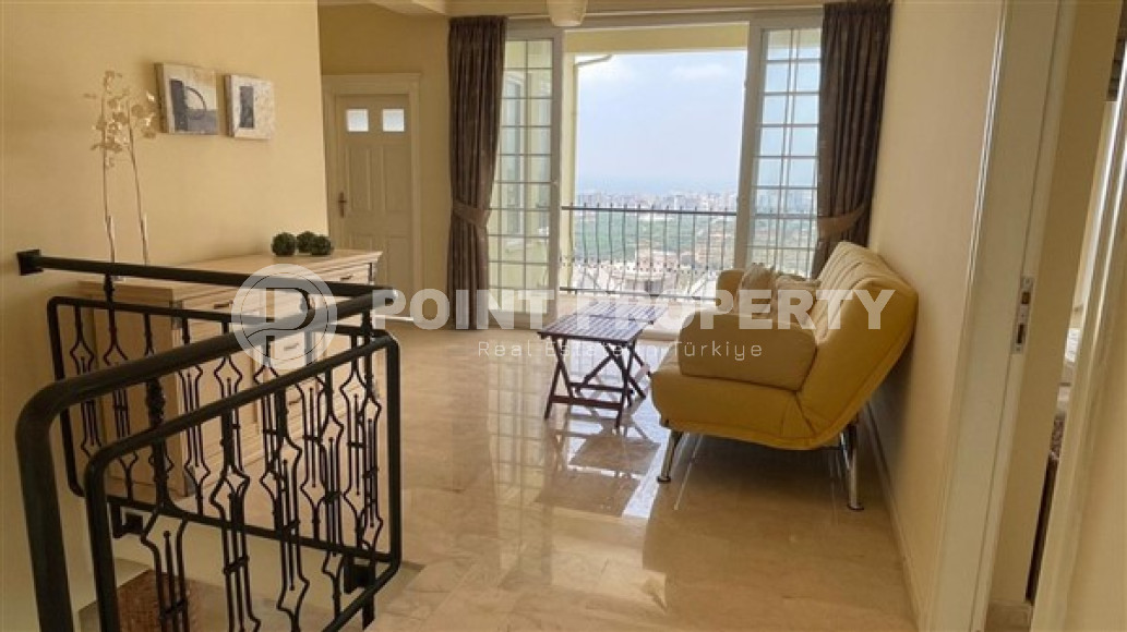 Two-storey villa 3+1, 196 m2 with a private pool and stunning views of the Mediterranean Sea in the Kargizdak area.-id-2079-photo-17