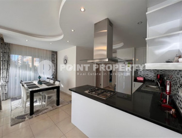 Linear three-room apartment, 120 m2 in a prestigious residential complex, 200 meters from the sea, Mahmutlar district.-id-2080-photo-3