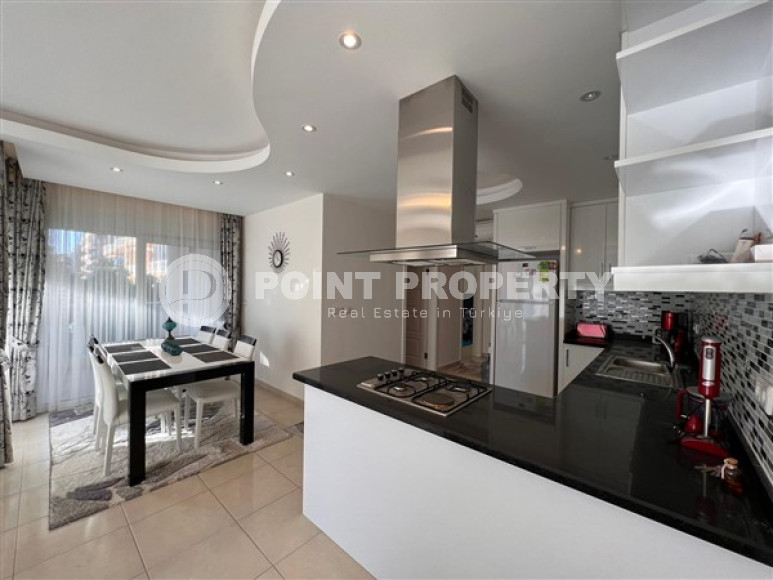 Linear three-room apartment, 120 m2 in a prestigious residential complex, 200 meters from the sea, Mahmutlar district.-id-2080-photo-3