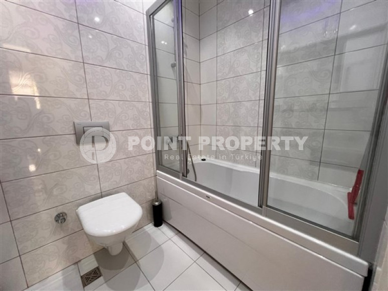 Linear three-room apartment, 120 m2 in a prestigious residential complex, 200 meters from the sea, Mahmutlar district.-id-2080-photo-15