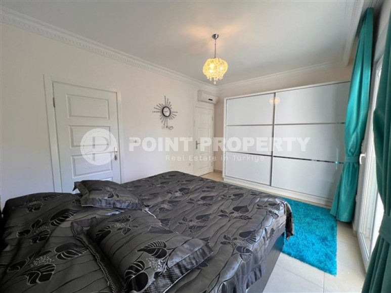 Linear three-room apartment, 120 m2 in a prestigious residential complex, 200 meters from the sea, Mahmutlar district.-id-2080-photo-16