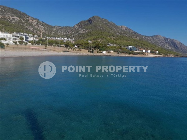 Complex of villas in Mersin on the very shore of the Mediterranean Sea-id-2095-photo-6