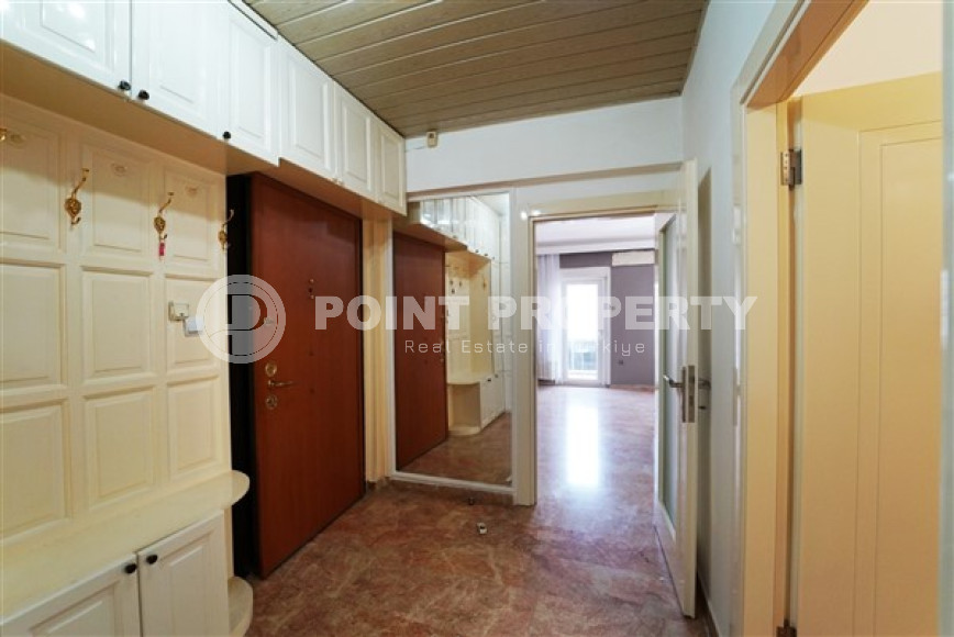 Three-room apartment, 87m², near Damlatas beach in an urban house, in the very center of Alanya-id-2098-photo-3