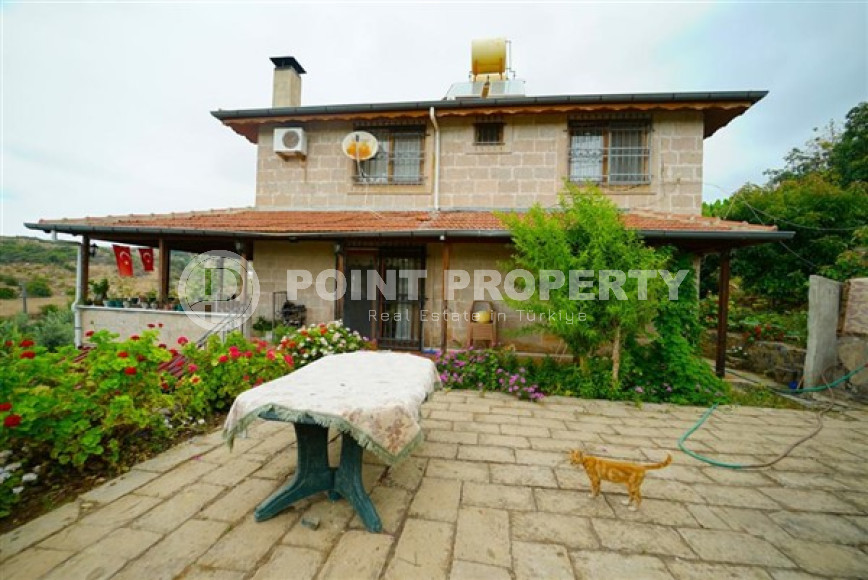 Отдельно стоящий меблированный двухэтажный частный дом, 3+1, 180м², в пригороде Алании-id-2100-фото-2