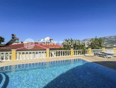 Меблированная двухэтажная вилла 4+1, 330м², с отличными видами в районе Алании – Каргыджак-id-2101-фото-3