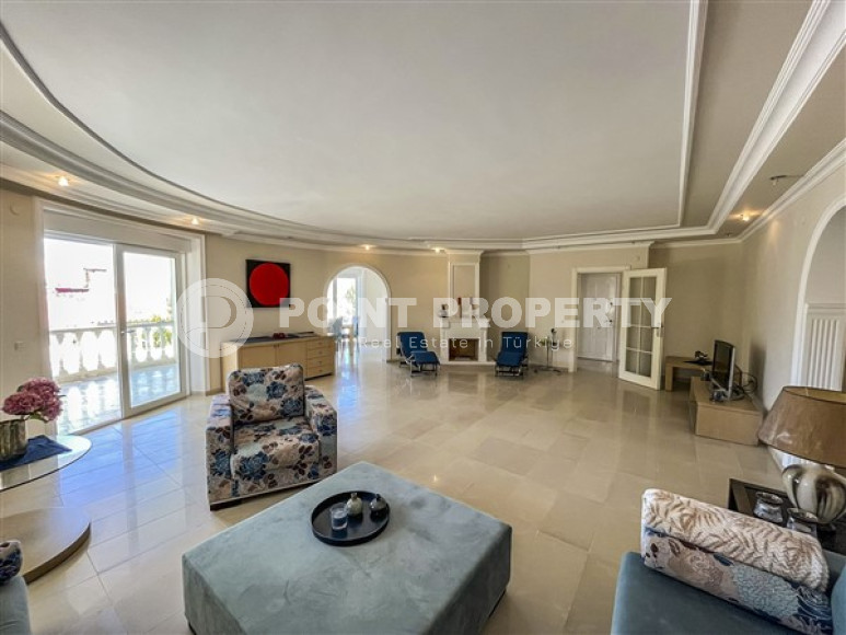 Меблированная двухэтажная вилла 4+1, 330м², с отличными видами в районе Алании – Каргыджак-id-2101-фото-5