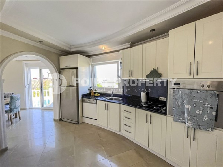 Меблированная двухэтажная вилла 4+1, 330м², с отличными видами в районе Алании – Каргыджак-id-2101-фото-6