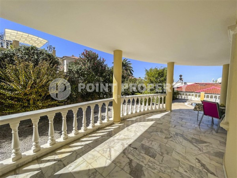 Меблированная двухэтажная вилла 4+1, 330м², с отличными видами в районе Алании – Каргыджак-id-2101-фото-9