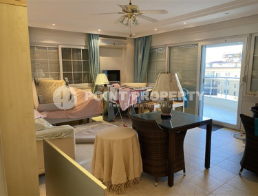 Квартира с двумя спальнями, 110м², в резиденции с бассейном в центре Алании, в 1200м от моря-id-2107-фото-2