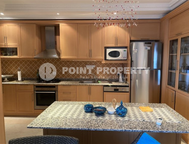 Квартира с двумя спальнями, 110м², в резиденции с бассейном в центре Алании, в 1200м от моря-id-2107-фото-5