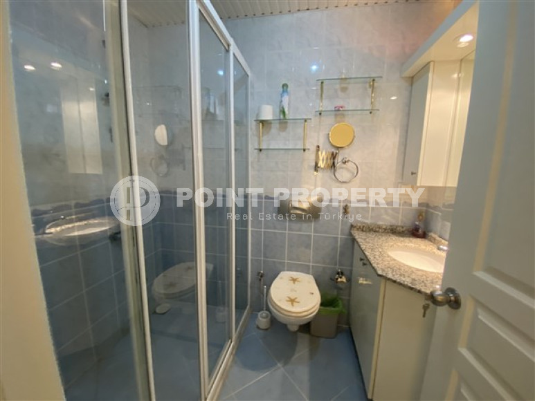 Квартира с двумя спальнями, 110м², в резиденции с бассейном в центре Алании, в 1200м от моря-id-2107-фото-23