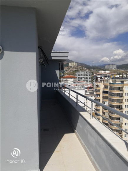 Пятикомнатная квартира, 220м², в резиденции с бассейном, в 450 метрах от моря в Махмутларе, Алания-id-2108-фото-5