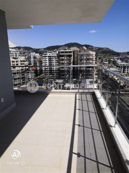 Пятикомнатная квартира, 220м², в резиденции с бассейном, в 450 метрах от моря в Махмутларе, Алания-id-2108-фото-27