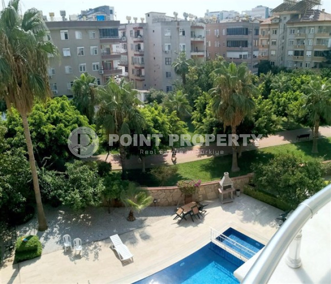 Resale property in the Oba area: furnished apartment 2+1, 115m², in a residence with a swimming pool.-id-2110-photo-12