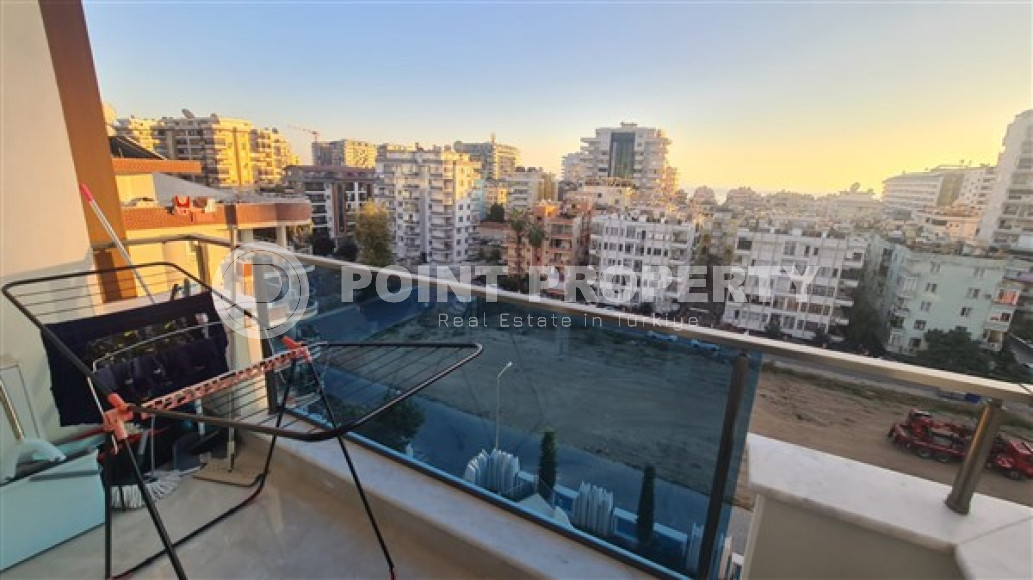 Three-bedroom apartment, 180 m², in an elite complex in Mahmutlar, 350 meters from the sea.-id-2111-photo-8