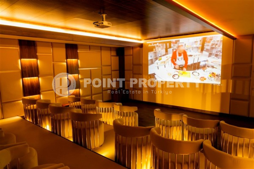 Three-bedroom apartment, 180 m², in an elite complex in Mahmutlar, 350 meters from the sea.-id-2111-photo-34