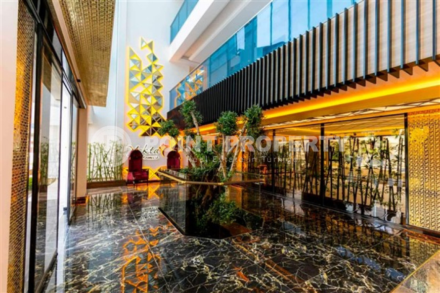 Three-bedroom apartment, 180 m², in an elite complex in Mahmutlar, 350 meters from the sea.-id-2111-photo-38