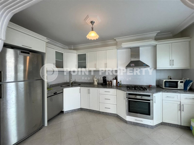 Three-room apartment, 110m², with mountain views, 700m from the sea, in Cikcilli area, Alanya-id-2114-photo-7