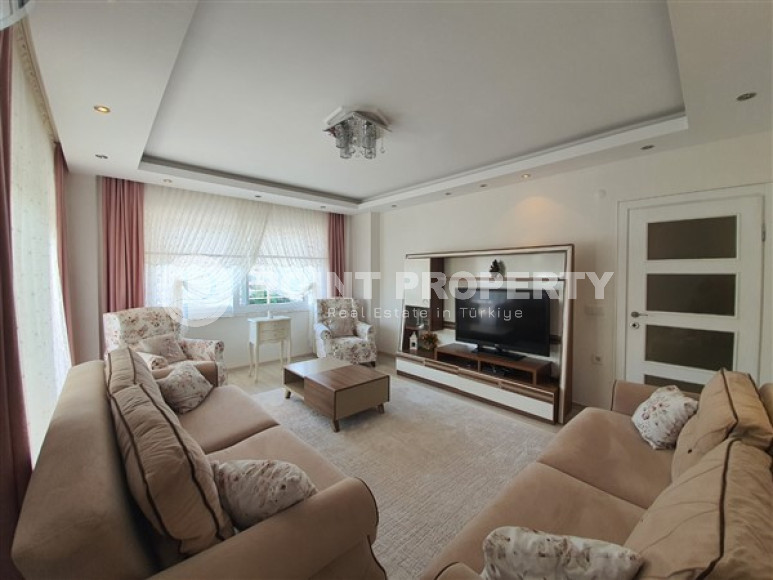 Трехкомнатная квартира, 110м², в уютной резиденции с бассейном, в центре Алании-id-2116-фото-3