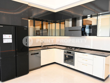 Двухуровневая квартира 2+1, 157м², с потрясающими видами в фешенебельном комплексе в Махмутларе-id-2113-фото-2