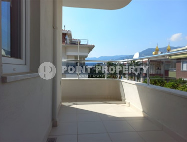 Elegant three bedroom penthouse, 140m², in Lower Oba, Alanya, in a complex with a swimming pool-id-2124-photo-3