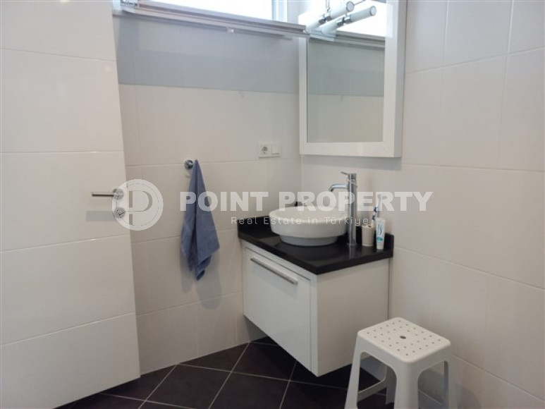 Elegant three bedroom penthouse, 140m², in Lower Oba, Alanya, in a complex with a swimming pool-id-2124-photo-8