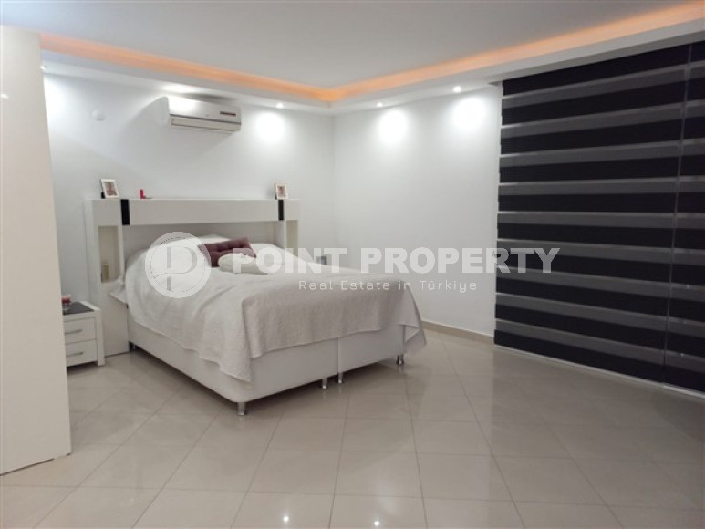 Elegant three bedroom penthouse, 140m², in Lower Oba, Alanya, in a complex with a swimming pool-id-2124-photo-18
