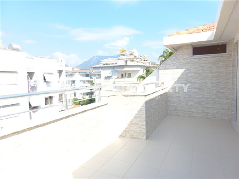 Elegant three bedroom penthouse, 140m², in Lower Oba, Alanya, in a complex with a swimming pool-id-2124-photo-21