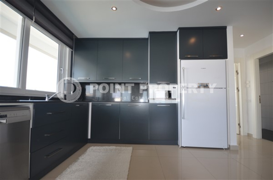 View elegant penthouse 3+1, 286m², in a residence with infrastructure in Tosmur, Alanya-id-2126-photo-14