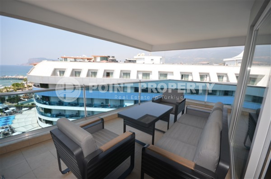 View elegant penthouse 3+1, 286m², in a residence with infrastructure in Tosmur, Alanya-id-2126-photo-26