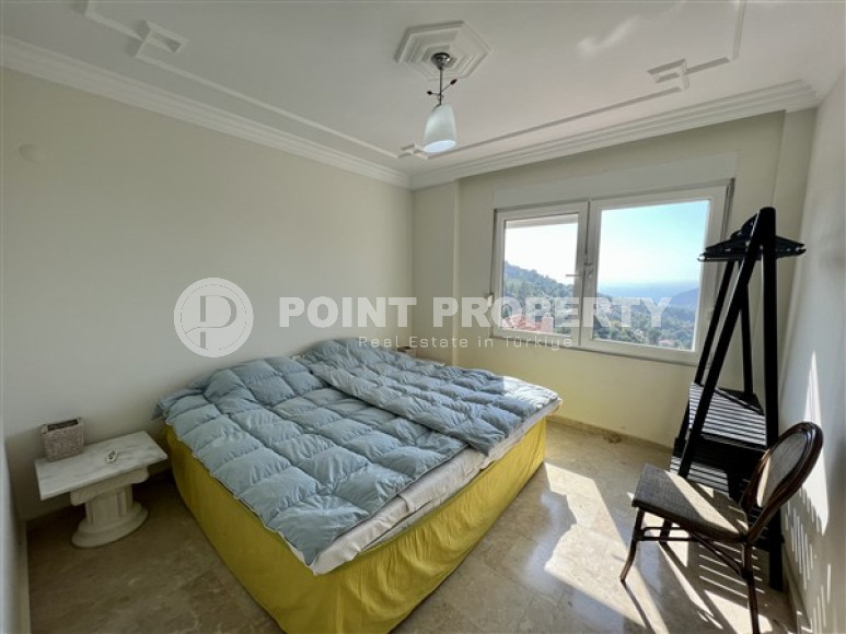 Уютная трехэтажная вилла с четырьмя спальнями, 260м², с потрясающими видами в районе Тепе, Алания-id-2127-фото-19