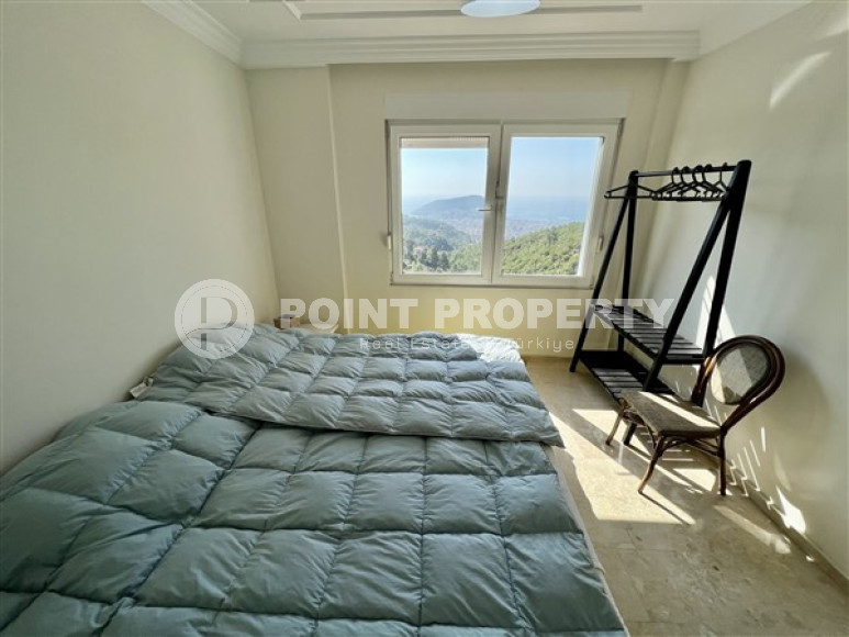 Уютная трехэтажная вилла с четырьмя спальнями, 260м², с потрясающими видами в районе Тепе, Алания-id-2127-фото-20