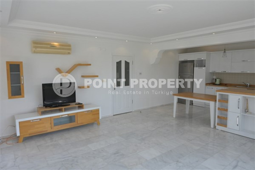 Well-kept two-bedroom apartment, 110m², at the foot of the Toros Mountains in Alanya - Upper Oba-id-2130-photo-7