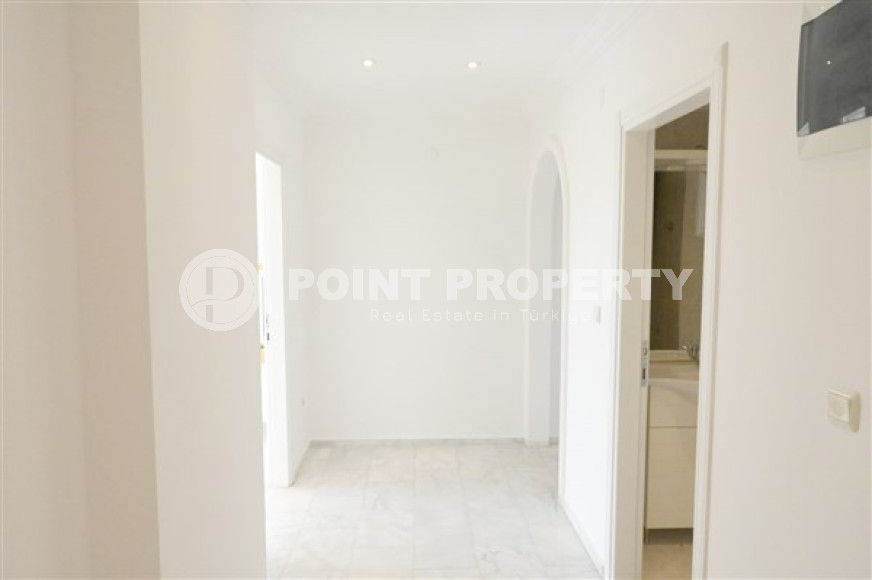 Well-kept two-bedroom apartment, 110m², at the foot of the Toros Mountains in Alanya - Upper Oba-id-2130-photo-22