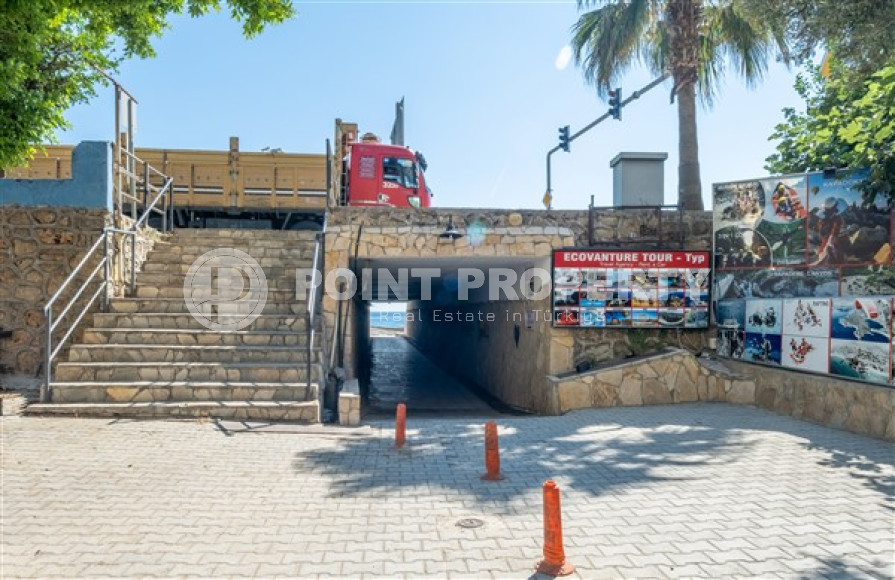 Готовая к проживанию, трехкомнатная квартира, 120м², на первой береговой линии в районе Тосмур, Алания-id-2131-фото-5