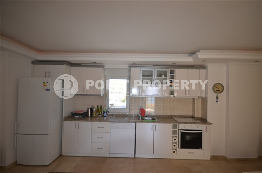 Готовая к проживанию, трехкомнатная квартира, 120м², на первой береговой линии в районе Тосмур, Алания-id-2131-фото-11