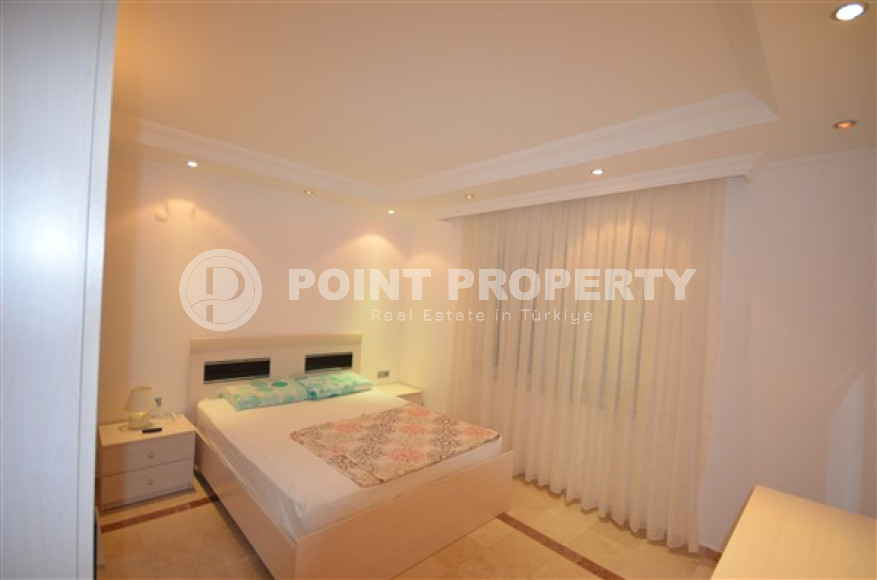 Готовая к проживанию, трехкомнатная квартира, 120м², на первой береговой линии в районе Тосмур, Алания-id-2131-фото-15