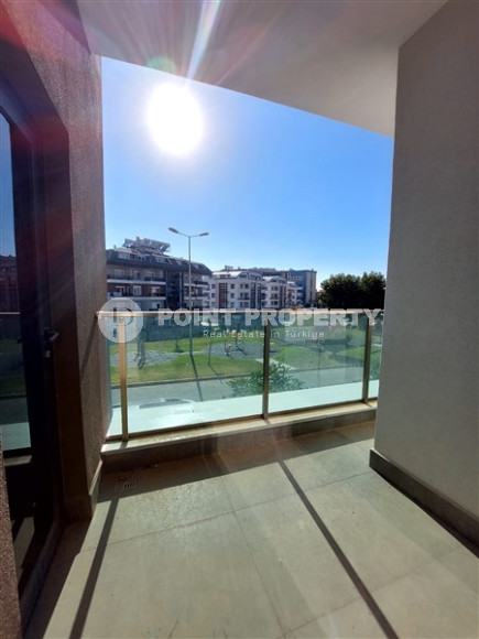 Two bedroom apartment, 115m², with separate kitchen in a new residence in Alanya - Oba-id-2136-photo-12