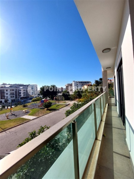 Two bedroom apartment, 115m², with separate kitchen in a new residence in Alanya - Oba-id-2136-photo-13