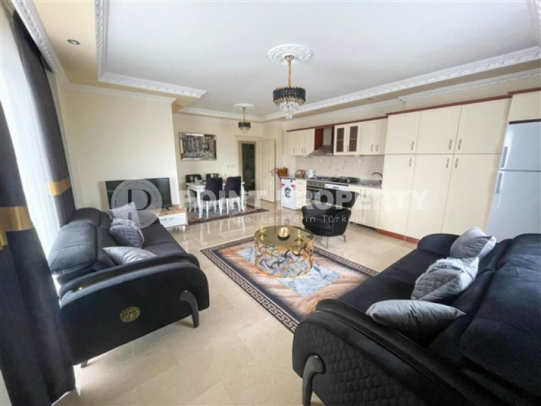 Просторная меблированная трехкомнатная квартира, 130м², в 400м от моря в Махмутларе, Алания-id-2137-фото-2