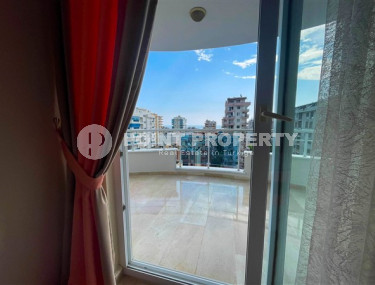 Просторная меблированная трехкомнатная квартира, 130м², в 400м от моря в Махмутларе, Алания-id-2137-фото-4