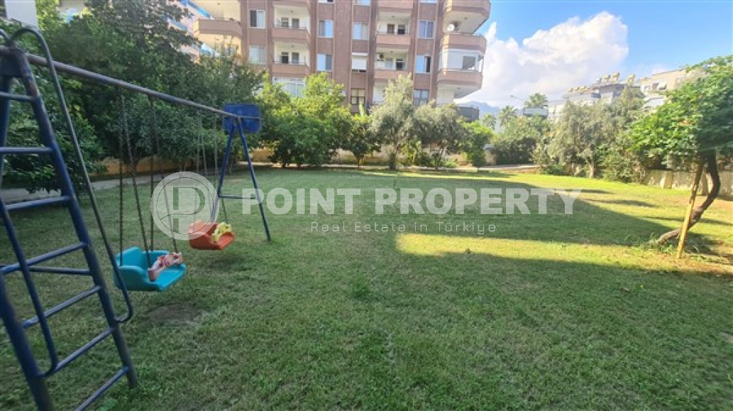 Three-room apartment, 90m², 200m from the sea in a cozy complex in the center of Oba, Alanya-id-2141-photo-2